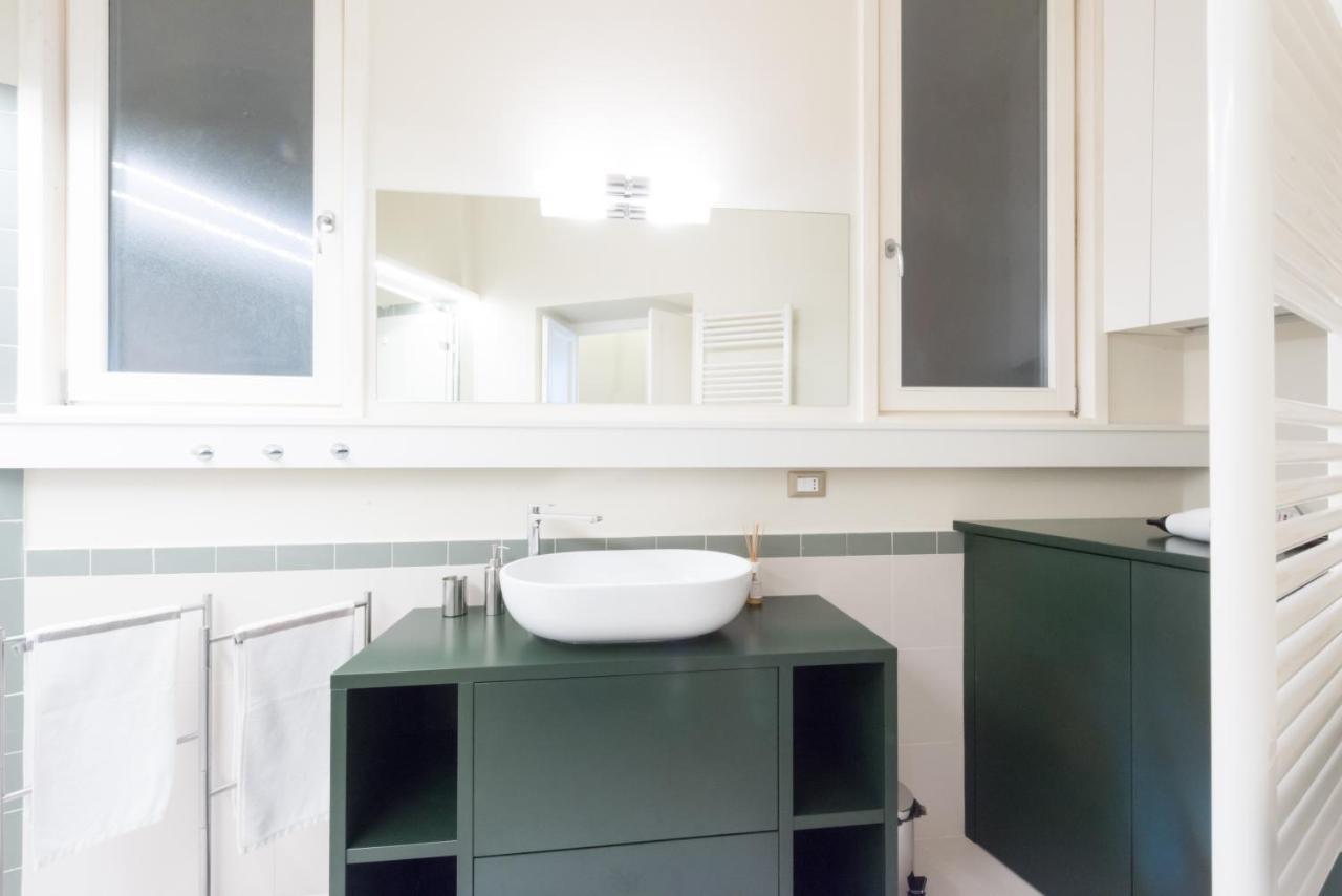 Spazio Stoppani - Big Apartment Milan Bagian luar foto