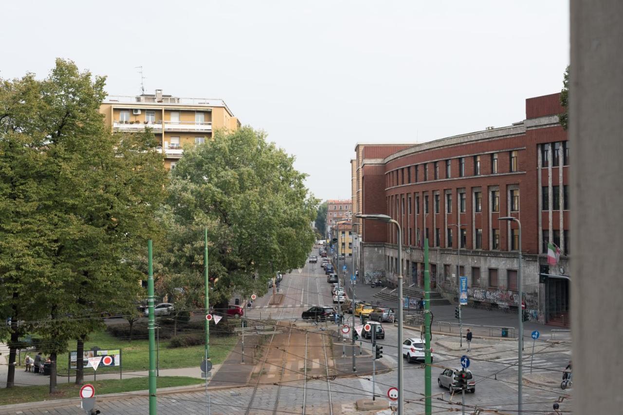 Spazio Stoppani - Big Apartment Milan Bagian luar foto